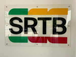 Législatives et Communales 2026 au Bénin : les partis politiques enregistrent leurs messages à la SRTB sous la supervision de la HAAC. Un pas de plus vers le examen.