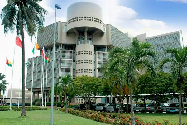 Bilan historique pour la BOAD à Lomé : avec près de 10 000 milliards FCFA investis depuis 1976, la banque annonce 75 milliards de nouveaux projets pour 2026 au Bénin, au Burkina, au Sénégal et au Togo.