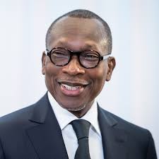 Bénin : Le silence des élites face aux dérives autoritaires du régime Talon et aux violations de la Constitution de 1990.