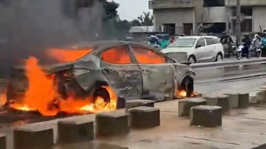 Axe Calavi-Cotonou : Panique en plein embouteillage après l’incendie d’un véhicule