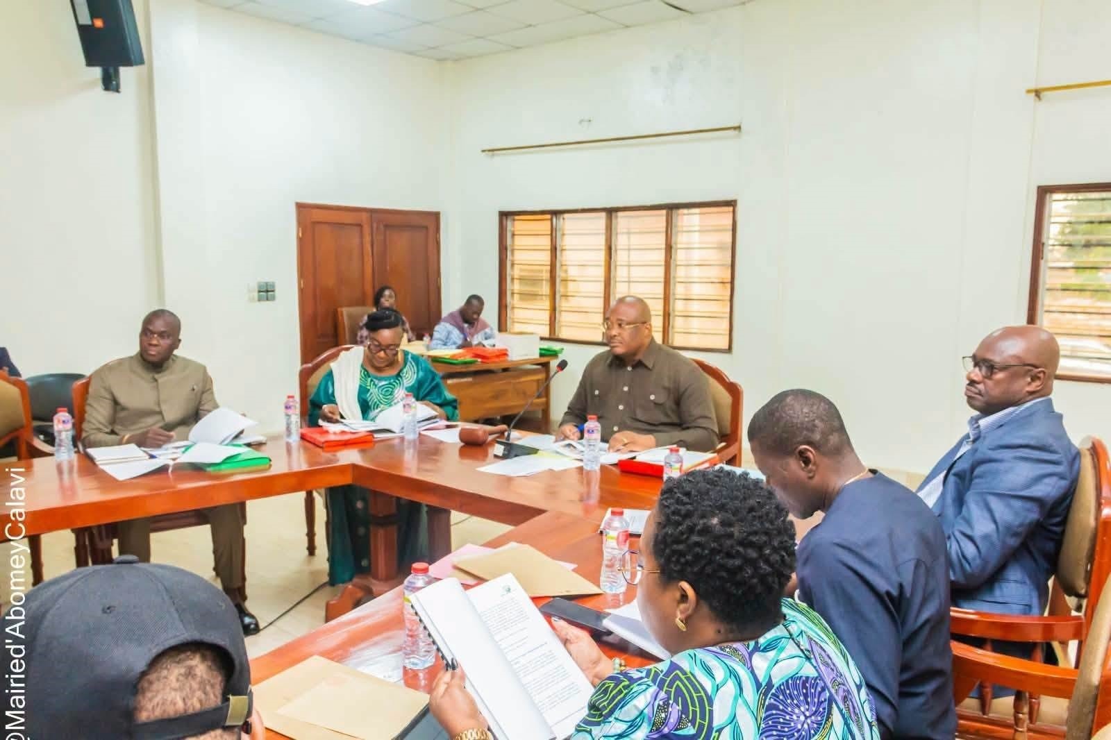 Abomey-Calavi : 3ᵉ session du Conseil communal axée sur le budget
