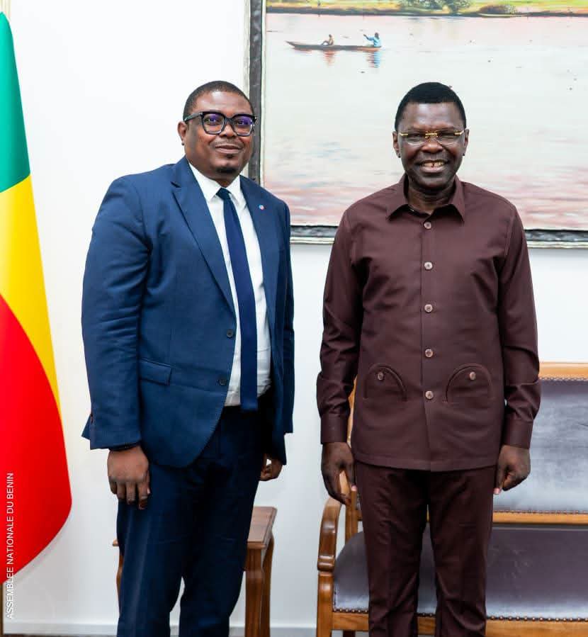 Bénin : Les juristes bancaires de l’AJBEF reçus par Joseph Djogbénou