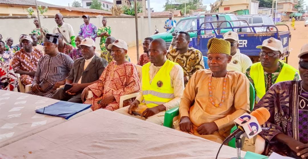 DR
